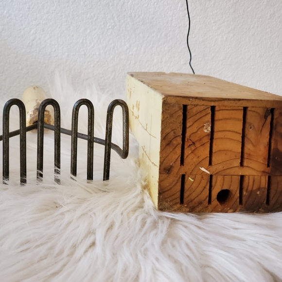 Vintage knife holder and potato masher - Picture 2 of 3